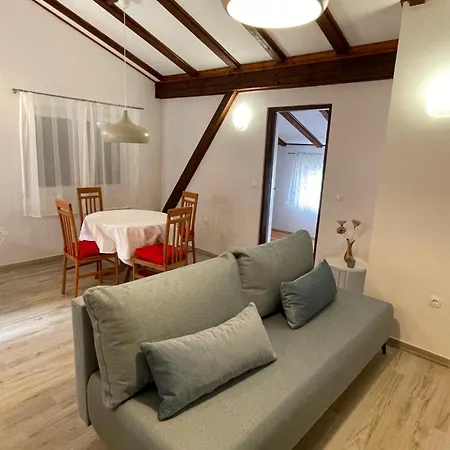 Grappa Apartment *