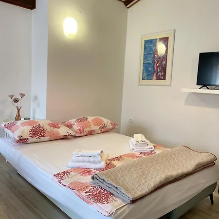 Grappa Apartment *