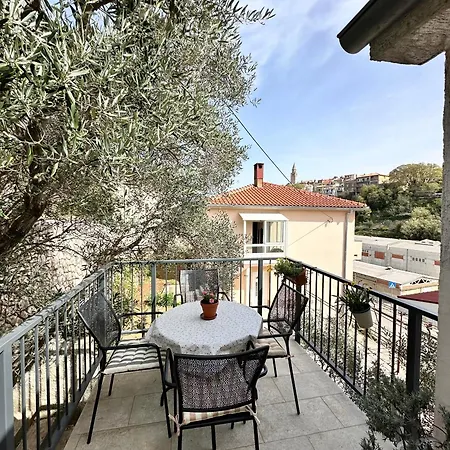 Apartment Grappa Vrbnik