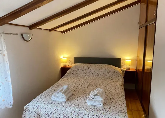 Grappa * Vrbnik (Primorje-Gorski Kotar)