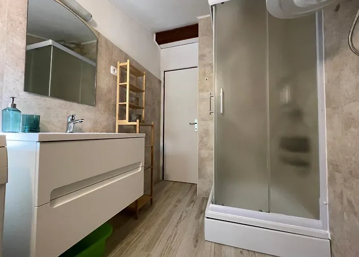 Grappa * Vrbnik (Primorje-Gorski Kotar)